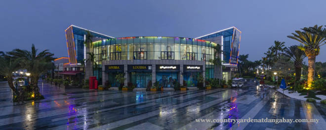 Luxury Services Apartment for Sale, Country Garden Danga Bay. For full details, please visit us at www.countrygardendangabay.com