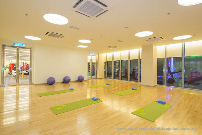 Luxury Services Apartment for Sale, Country Garden Danga Bay. For full details, please visit us at www.countrygardendangabay.com