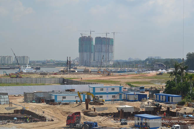 Luxury Services Apartment for Sale, Country Garden Danga Bay. For full details, please visit us at www.countrygardendangabay.com